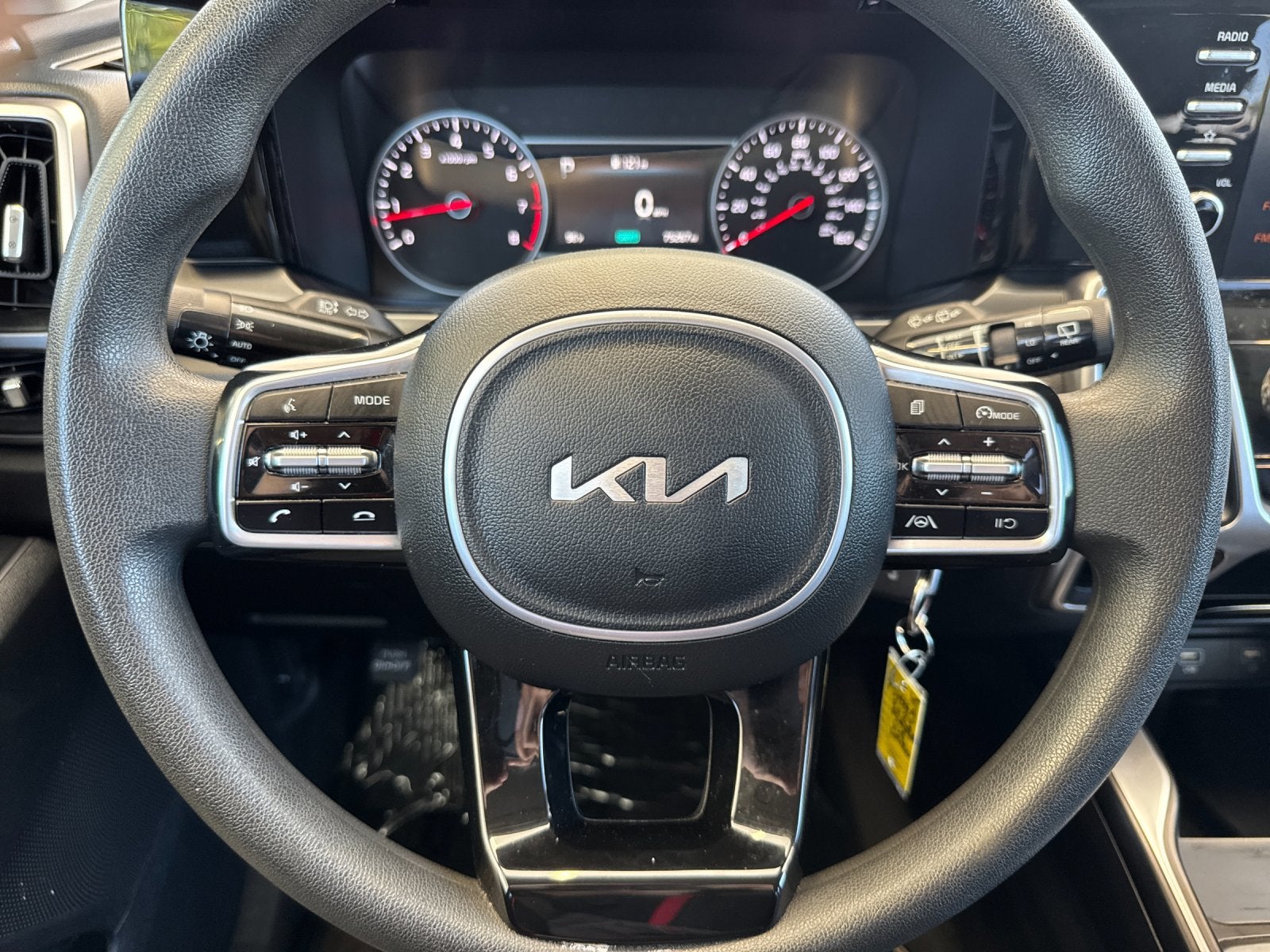 2023 Kia Sorento LX