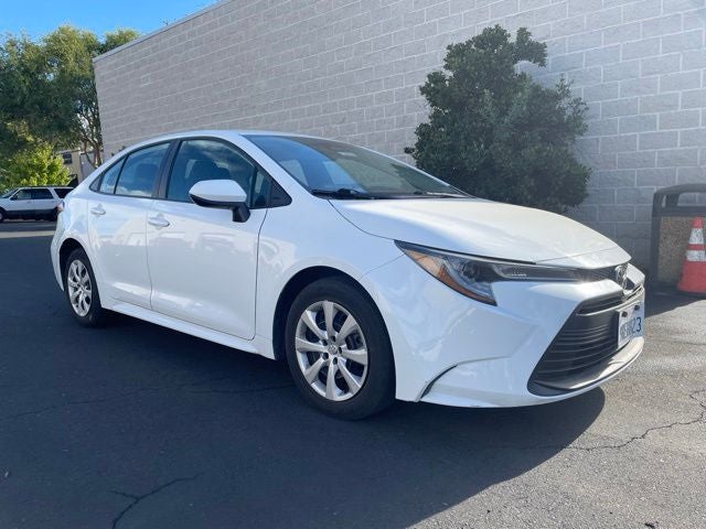 2025 Toyota Corolla LE Sedan