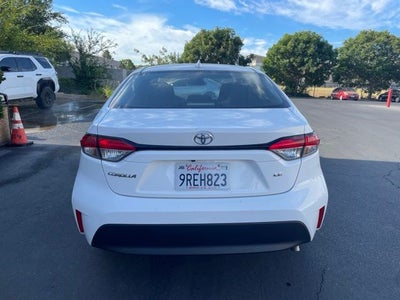 2025 Toyota Corolla LE Sedan
