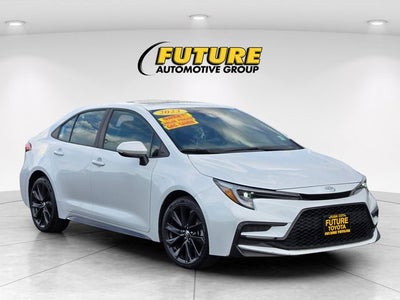 2023 Toyota Corolla XSE W/ Navigation and Moonroof