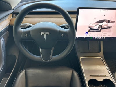 2022 Tesla Model 3 Base