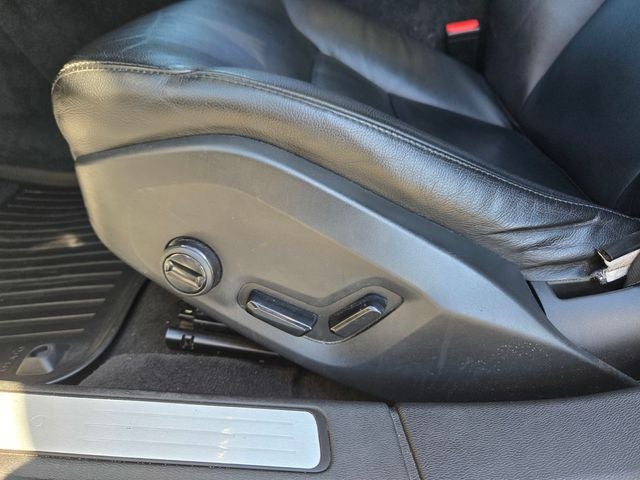 2021 Volvo S60 T5 Momentum Sedan AWD w/Premium Package