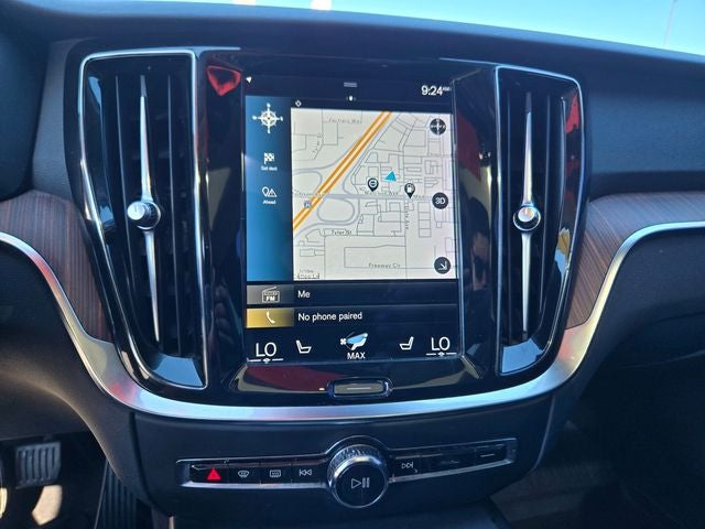 2021 Volvo S60 T5 Momentum Sedan AWD w/Premium Package