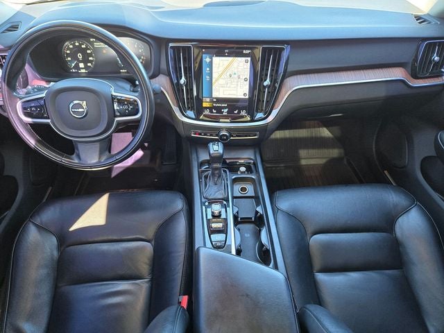2021 Volvo S60 T5 Momentum Sedan AWD w/Premium Package