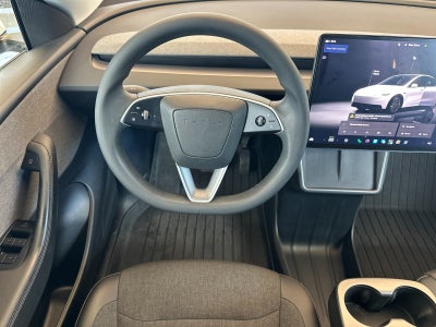 2026 Tesla Model Y RWD