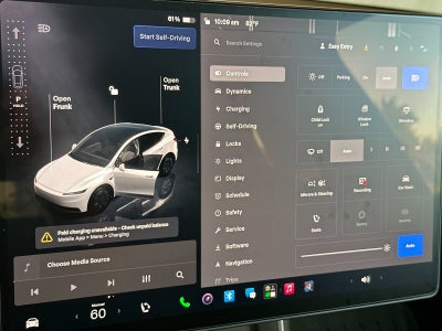 2026 Tesla Model Y RWD