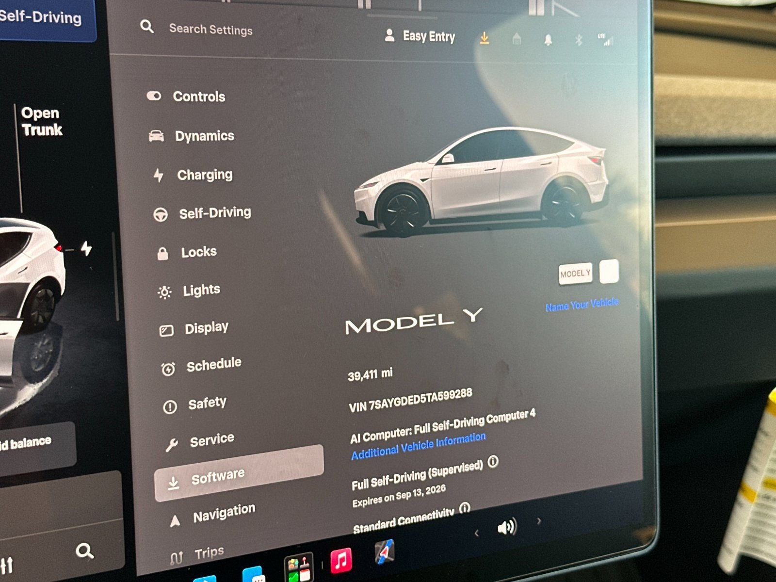 2026 Tesla Model Y RWD