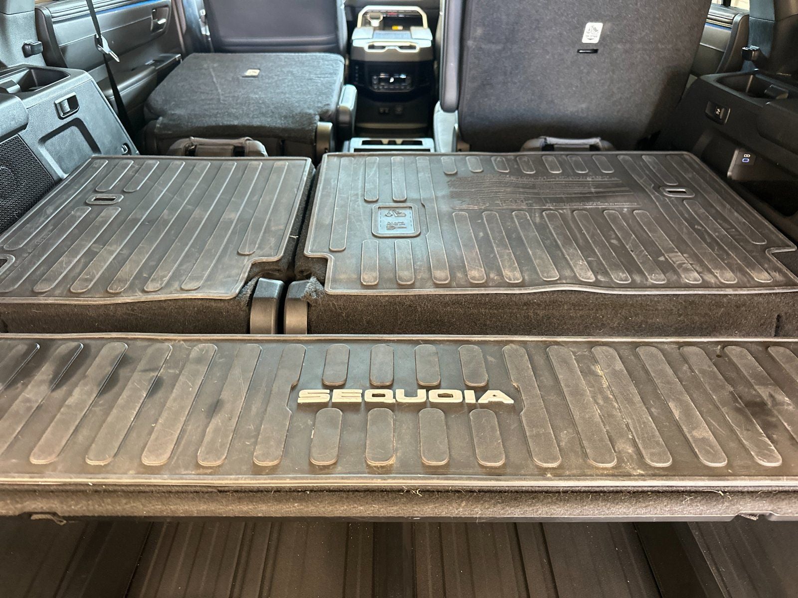 2024 Toyota Sequoia Platinum