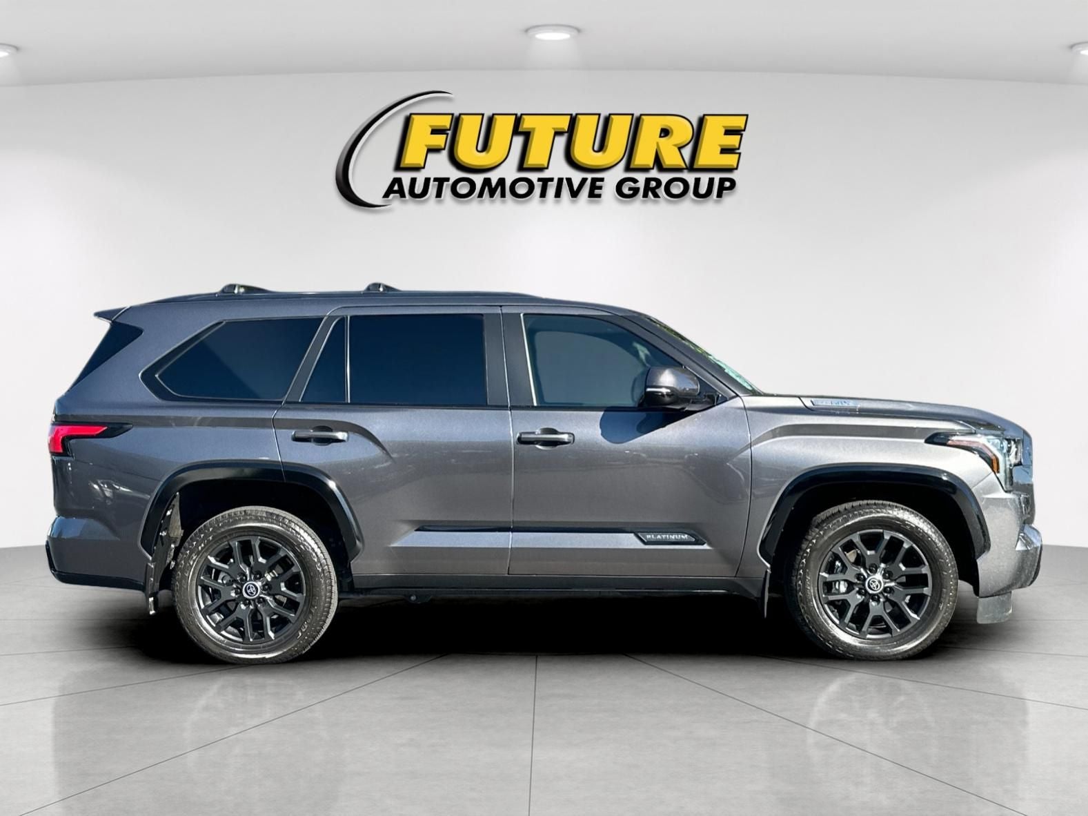 2024 Toyota Sequoia Platinum