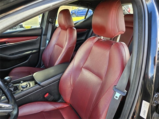 2022 Mazda Mazda3 Premium Hatchback