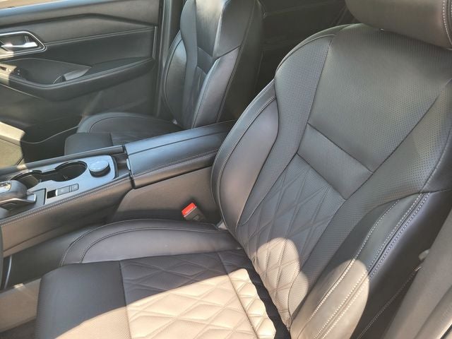 2026 Nissan Rogue Platinum AWD