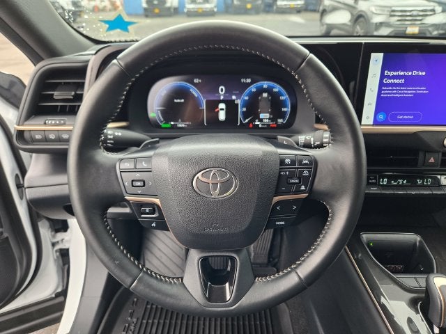 2025 Toyota Crown Signia XLE AWD