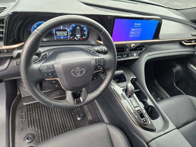 2025 Toyota Crown Signia XLE AWD