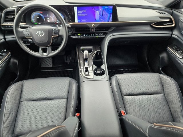 2025 Toyota Crown Signia XLE AWD