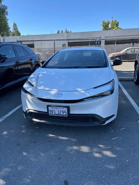 2023 Toyota Prius LE