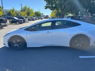 2023 Toyota Prius LE