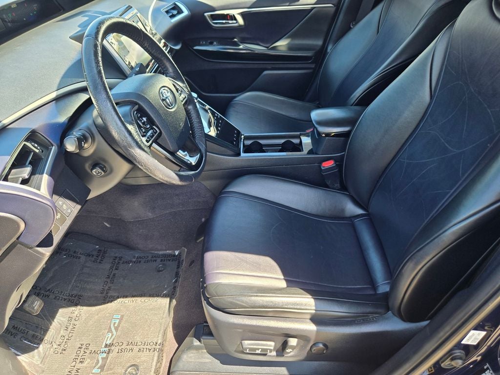 2017 Toyota Mirai Base