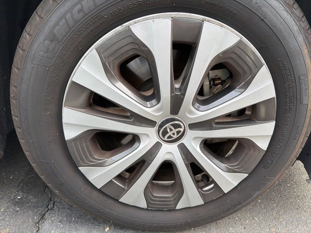 2022 Toyota Prius Prime XLE Hatchback