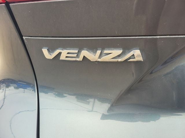 2023 Toyota Venza XLE AWD W/ Navigation