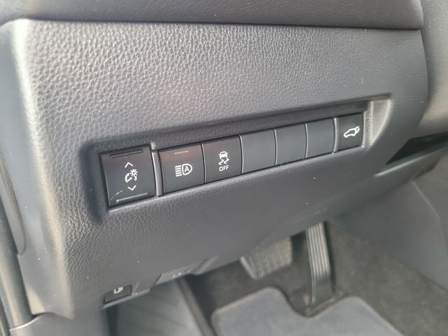 2023 Toyota Venza XLE AWD W/ Navigation