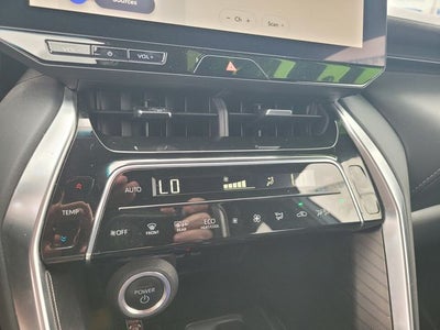 2023 Toyota Venza XLE AWD W/ Navigation