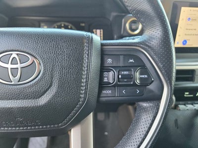 2025 Toyota 4Runner SR5 4WD