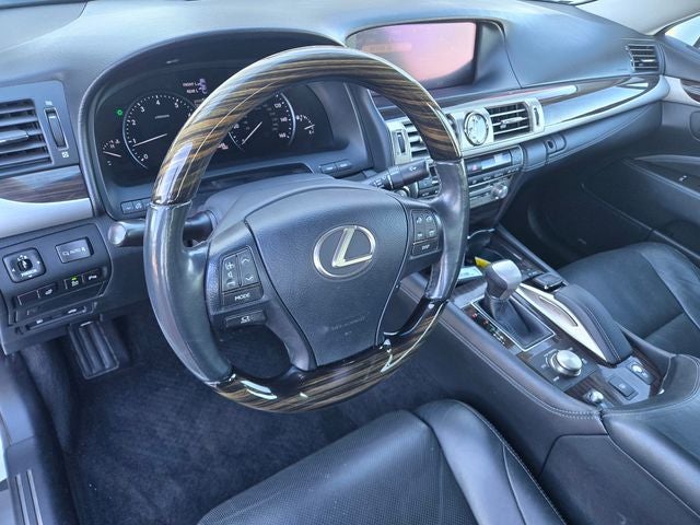 2016 Lexus LS 460 W/ Comfort and Weather Pkg.