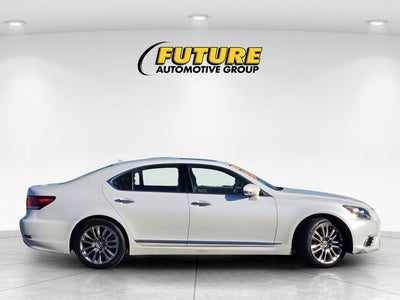 2016 Lexus LS 460 W/ Comfort and Weather Pkg.
