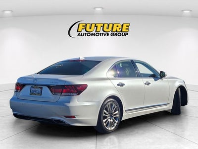 2016 Lexus LS 460 W/ Comfort and Weather Pkg.