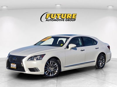 2016 Lexus LS 460 W/ Comfort and Weather Pkg.
