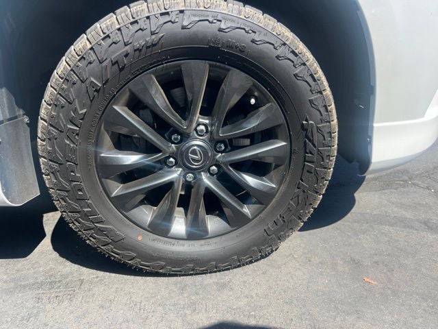 2023 Lexus GX 460 4WD w/Premium Package