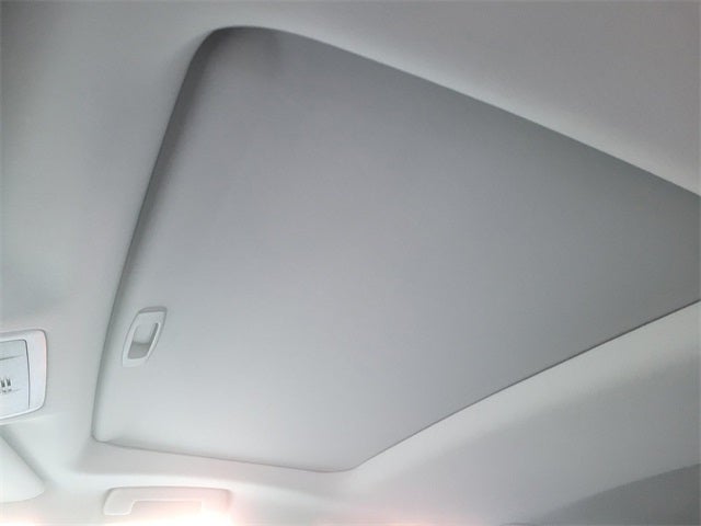 2019 Lexus RX 350L AWD w/Premium Package & Navigation