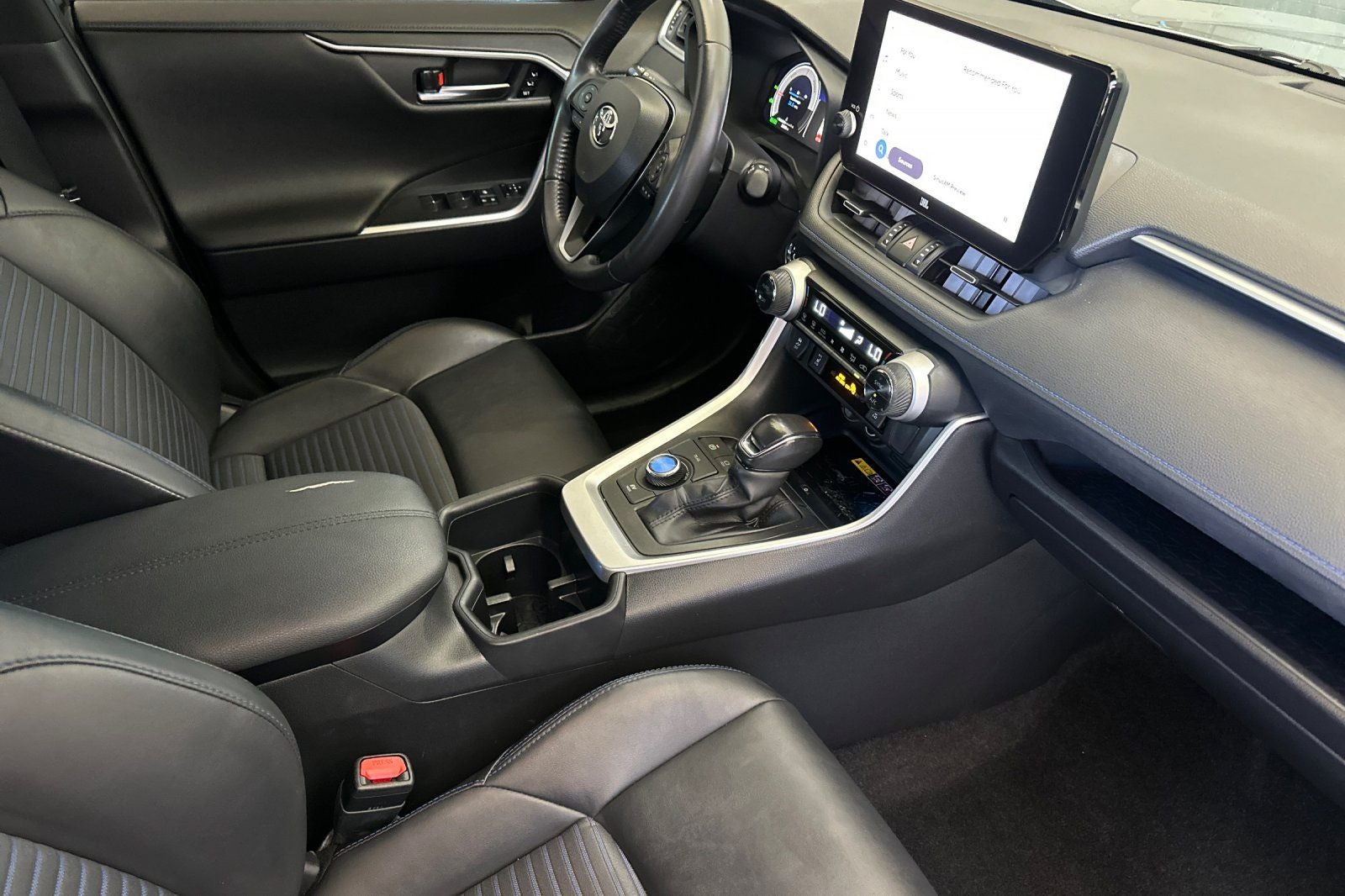 2023 Toyota RAV4 Hybrid XSE