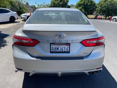 2018 Toyota Camry SE