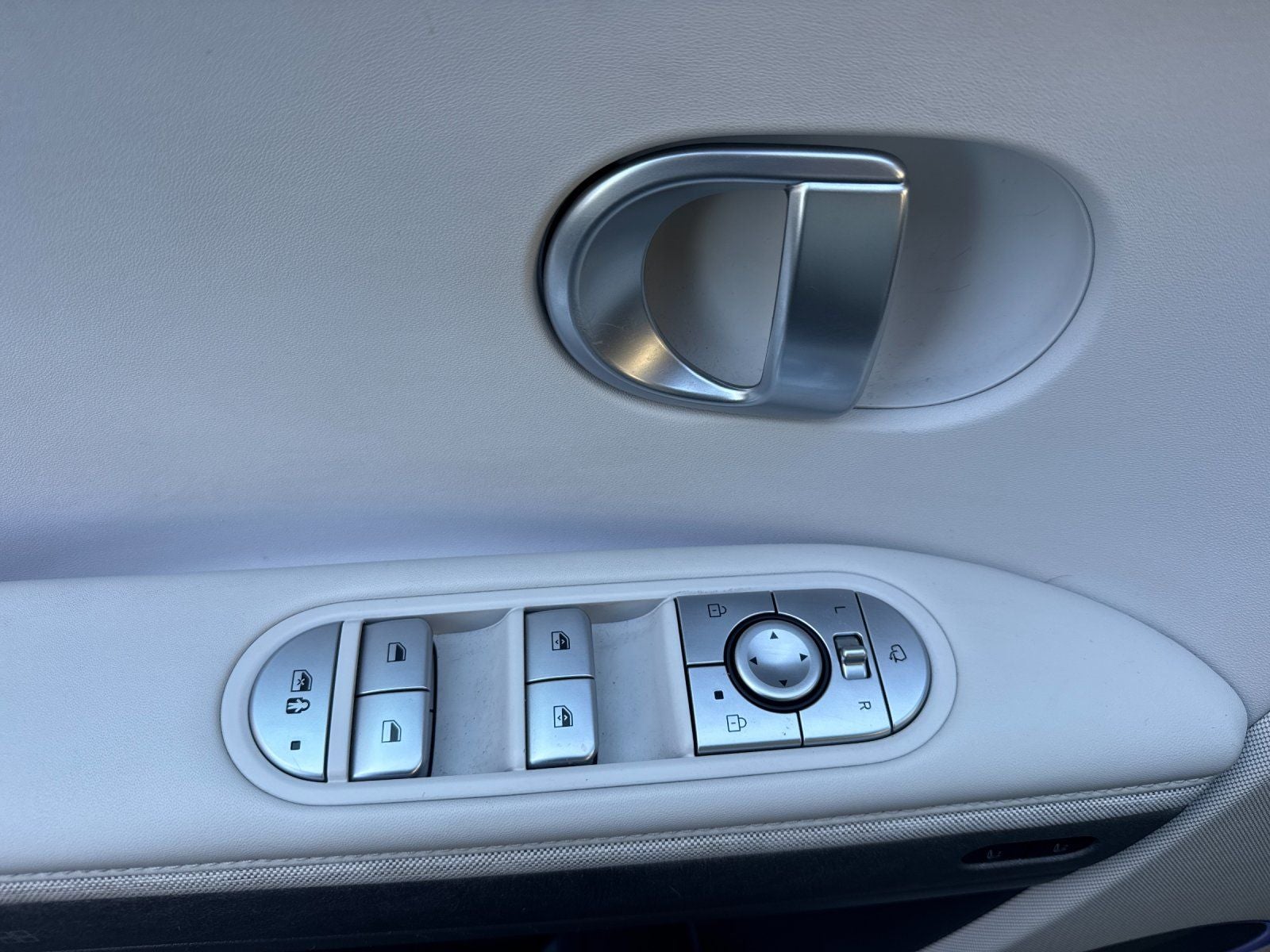 2023 Hyundai IONIQ 5 Limited