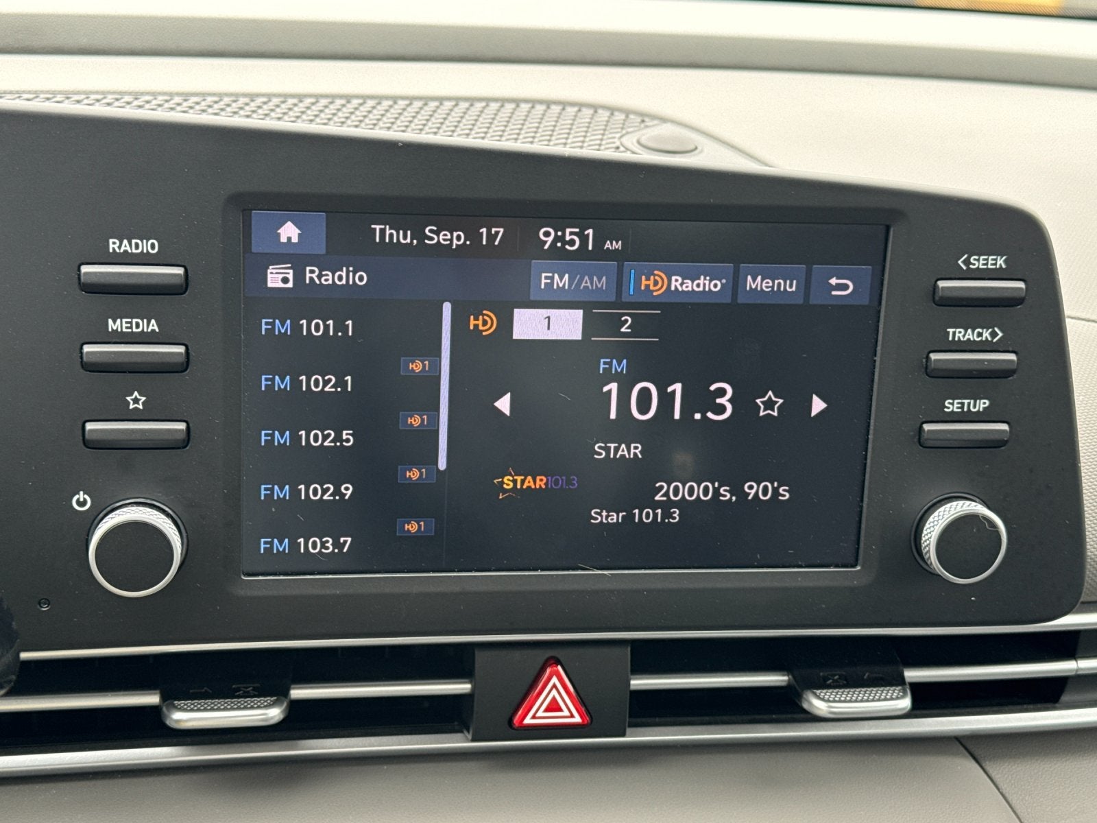 2024 Hyundai Elantra SE
