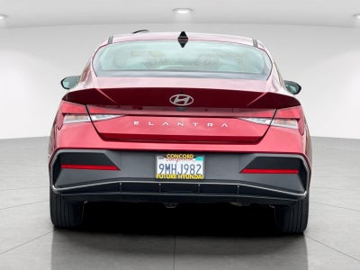 2024 Hyundai Elantra SE