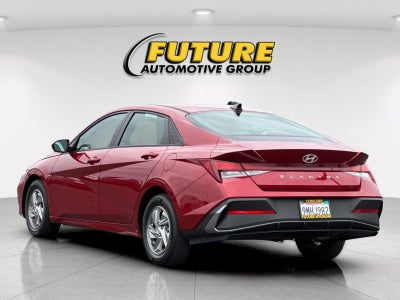 2024 Hyundai Elantra SE