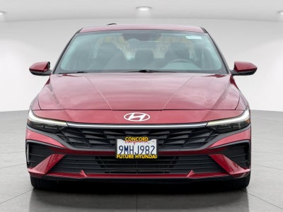 2024 Hyundai Elantra SE