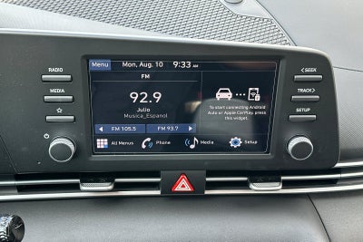 2025 Hyundai Elantra SE