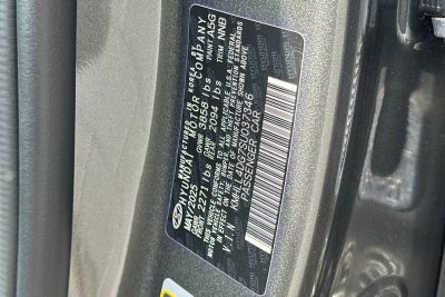 2025 Hyundai Elantra SE