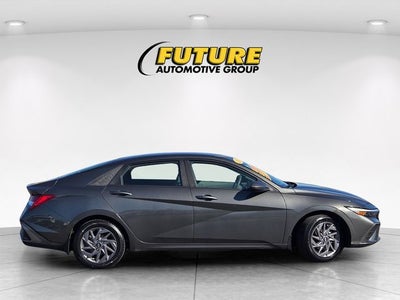 2024 Hyundai Elantra Hybrid Blue W/ Navigation