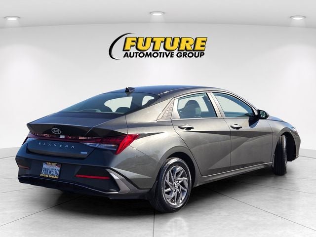 2024 Hyundai Elantra Hybrid Blue W/ Navigation