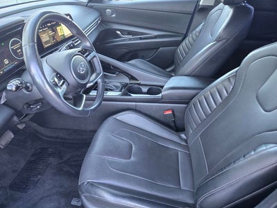 2023 Hyundai Elantra Hybrid Limited W/ Leather and Navigation
