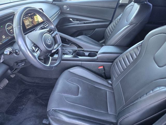 2023 Hyundai Elantra Hybrid Limited W/ Leather and Navigation