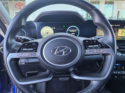 2023 Hyundai Elantra Hybrid Limited W/ Leather and Navigation