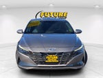 2023 Hyundai Elantra Limited W/ Navigation and Moonroof