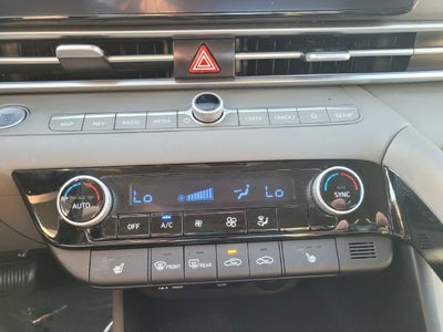 2025 Hyundai Elantra SEL Convenience
