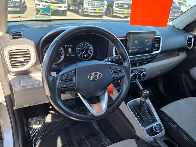 2022 Hyundai Venue SEL FWD w/Moonroof
