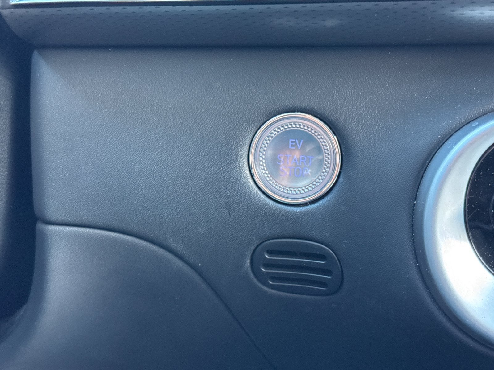 2023 Genesis GV60 Performance